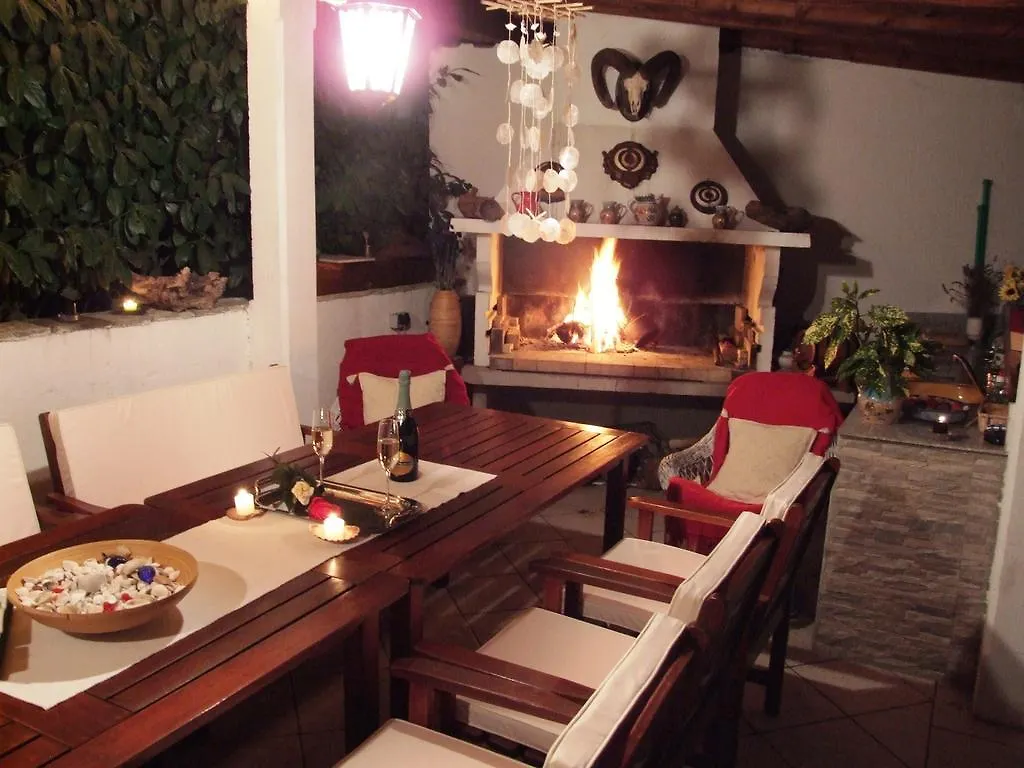 Apartment With Private Pool And Arbor Malinska